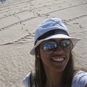 Meet your Posher, Juliana